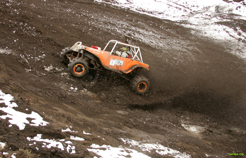 MT8V7400