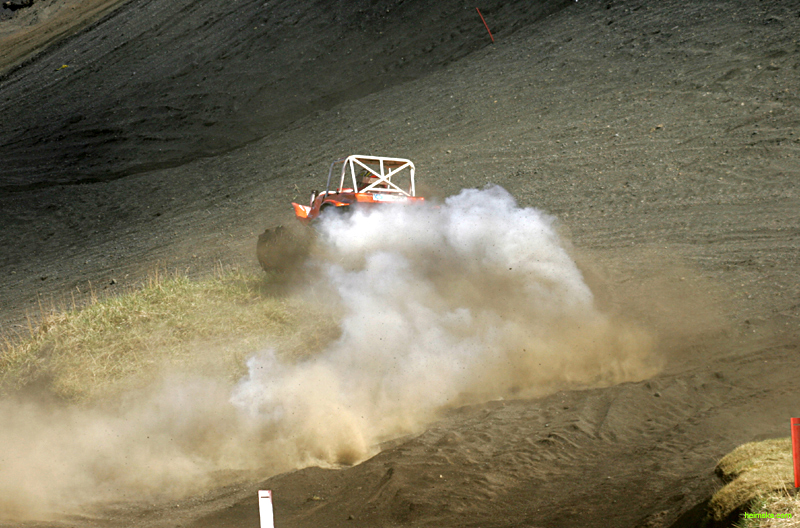 MT8V9400