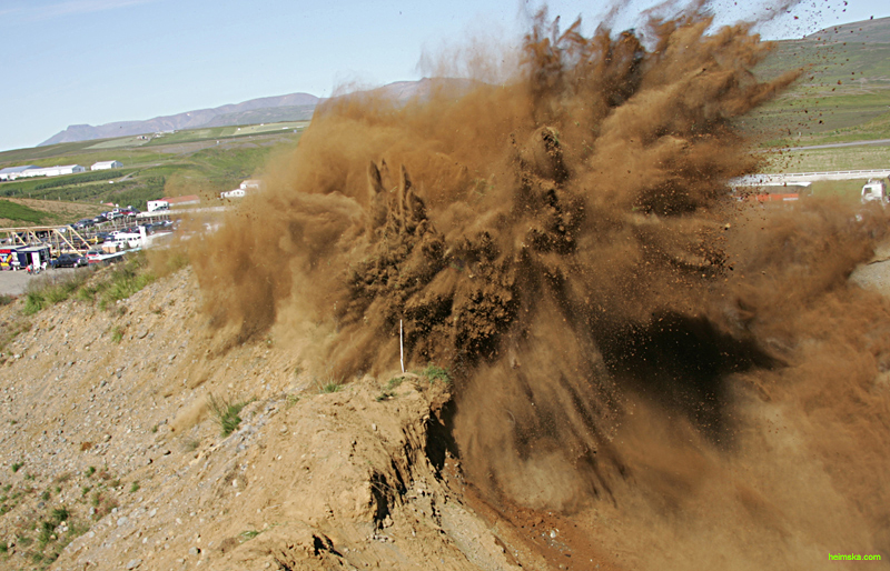 MT8V5687