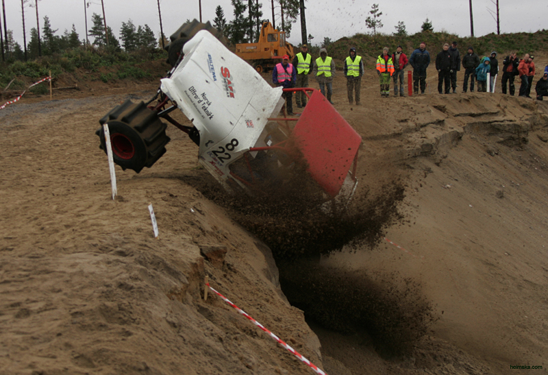 MT8V1208