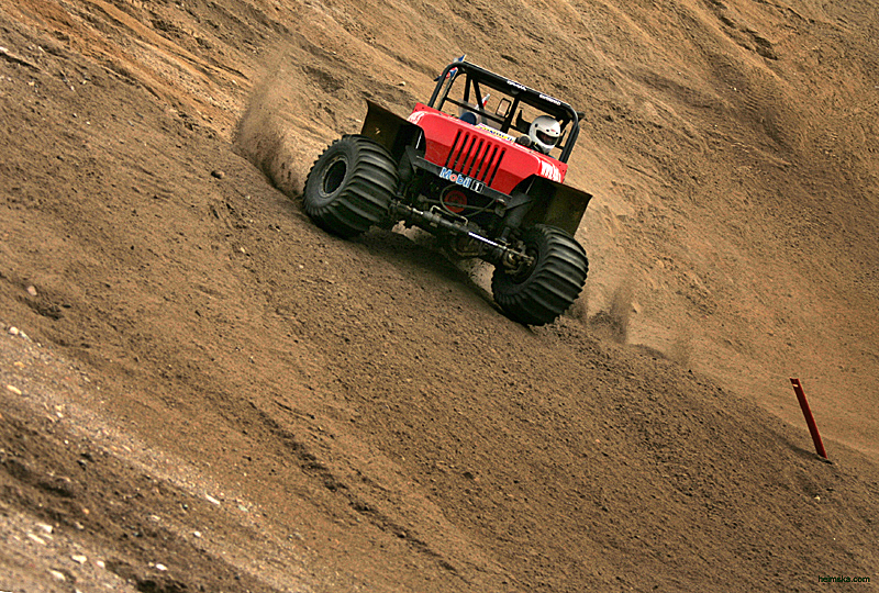 MT8V2013