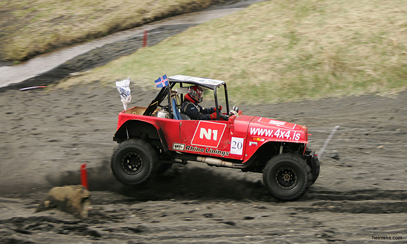 MT8V0327