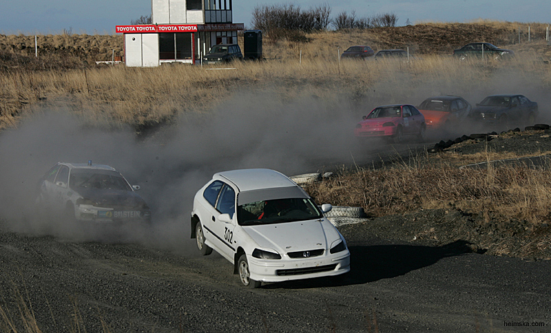 MT8V7605
