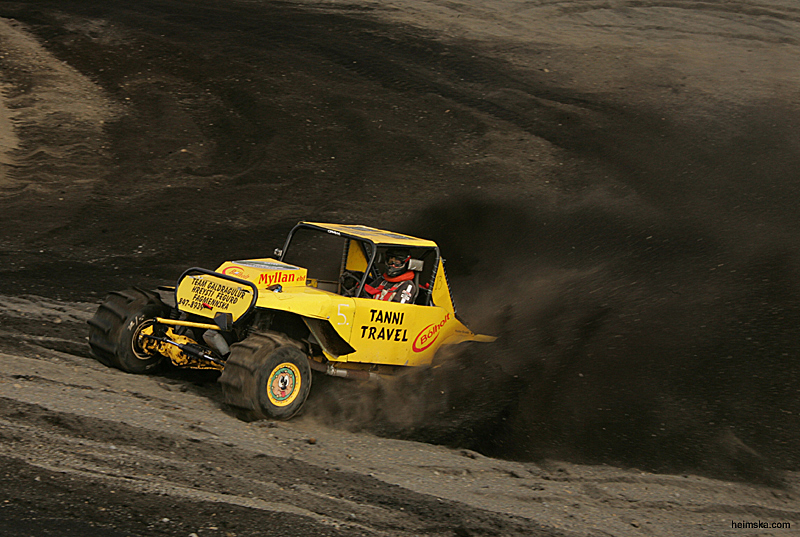 MT8V2240