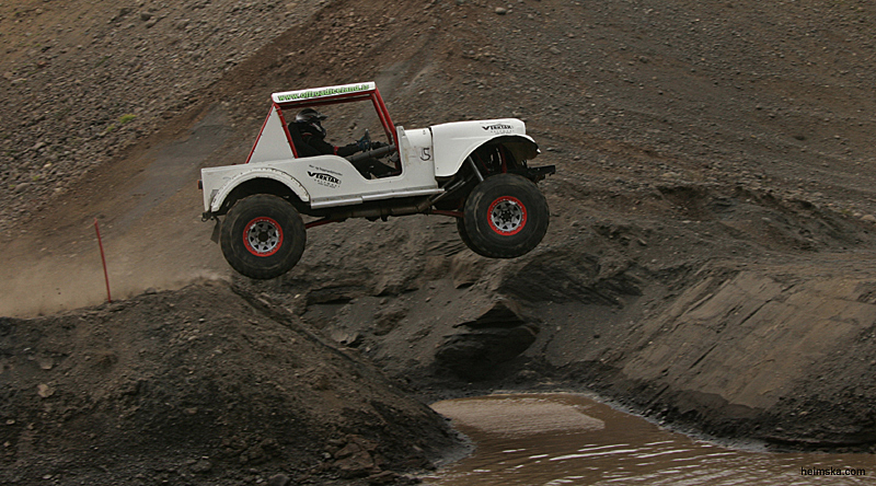 MT8V1051
