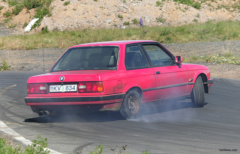 MT8V7997