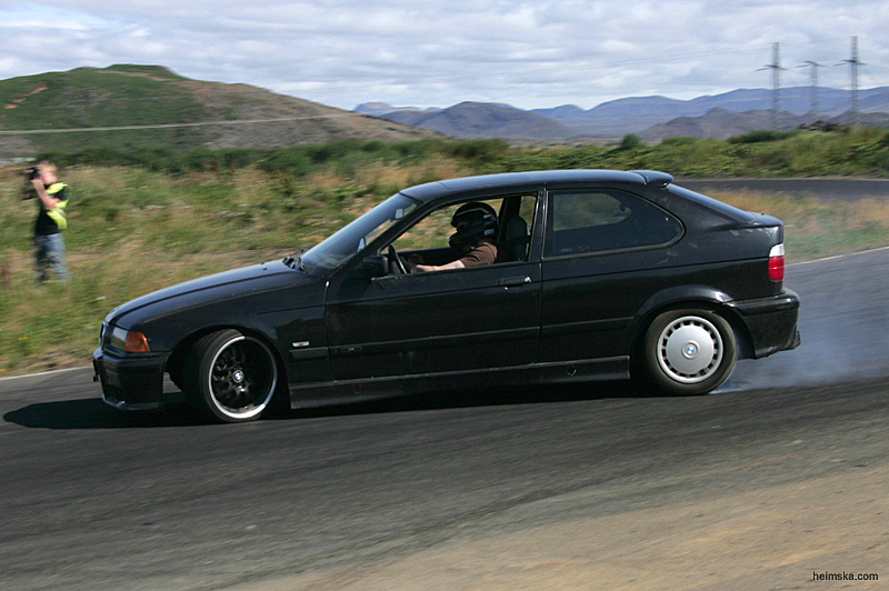 MT8V8099