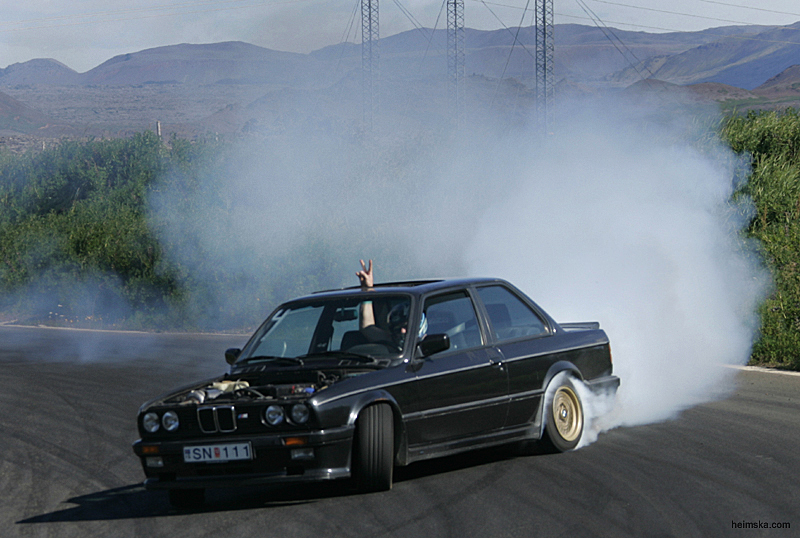MT8V8176