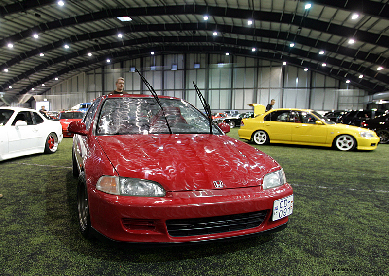 MT8V8994