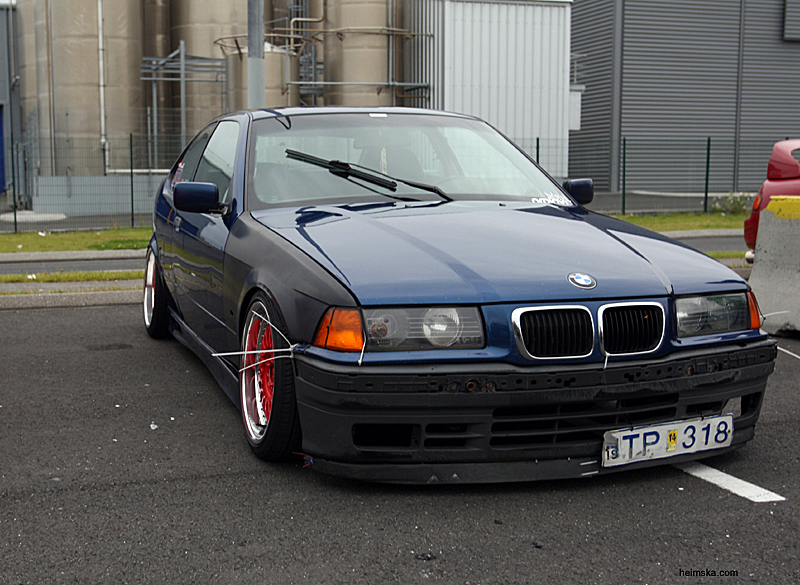 3S7C3831