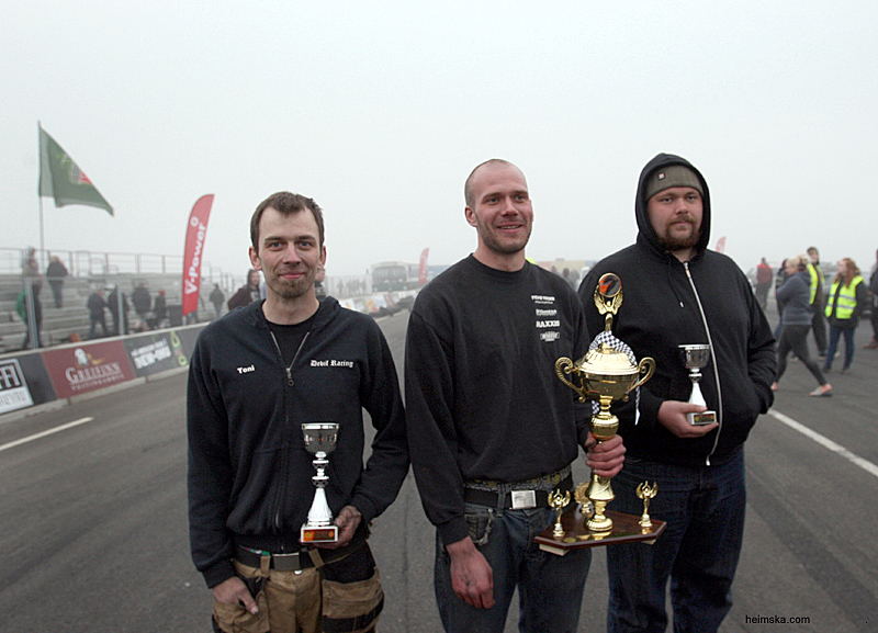 3S7C8414