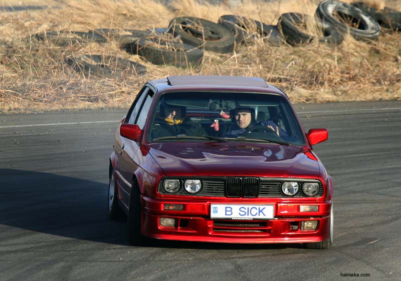 3S7C6844