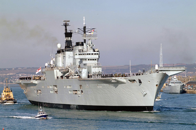 ark_royal_pompey_hr
